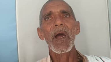 फतेहपुर में खाद की कालाबाजारी का आरोप, वायरल वीडियो से किसानों की बढ़ी चिंता
बुजुर्ग किसान ने डीएपी पर ओवररेटिंग का लगाया आरोप, प्रशासन से कार्रवाई की मांग
खरीफ सीजन में खाद संकट गहराया, उचित मूल्य पर उपलब्धता को लेकर उठे सवाल
✒️ रिपोर्ट अजय श्रीवास्तव
फतेहपुर (उत्तर प्रदेश)। खरीफ सीजन के बीच फतेहपुर जिले में खाद की उपलब्धता और कथित कालाबाजारी को लेकर किसानों की चिंताएं बढ़ती नजर आ रही हैं। सोशल मीडिया पर वायरल एक वीडियो में एक बुजुर्ग किसान ने आरोप लगाया है कि अमौली कस्बे की कुछ निजी दुकानों पर डीएपी खाद निर्धारित मूल्य से कहीं अधिक कीमत पर बेची जा रही है। वीडियो सामने आने के बाद स्थानीय प्रशासन और कृषि विभाग से जांच एवं कार्रवाई की मांग तेज हो गई है।
फतेहपुर। जिले में खरीफ की बुआई और रोपाई के महत्वपूर्ण दौर में किसानों को खाद की उपलब्धता को लेकर परेशानियों का सामना करना पड़ रहा है। इसी बीच सोशल मीडिया पर वायरल हुए एक वीडियो ने खाद की कथित कालाबाजारी और ओवररेटिंग के आरोपों को लेकर नई बहस छेड़ दी है।
वायरल वीडियो में एक बुजुर्ग किसान दावा करते दिखाई दे रहे हैं कि अमौली कस्बे के चौराहे के आसपास स्थित कुछ निजी दुकानों पर डीएपी खाद की एक बोरी लगभग ₹2,000 तक में बेची जा रही है। किसान का आरोप है कि जरूरत का फायदा उठाकर दुकानदार मनमाने दाम वसूल रहे हैं।
वीडियो में किसान यह भी कहते हैं कि जब यूरिया के दाम के बारे में पूछा जाता है तो स्पष्ट जानकारी नहीं दी जाती और अलग-अलग कीमतें बताई जाती हैं। किसानों का आरोप है कि मांग अधिक होने के कारण कुछ निजी विक्रेता कथित रूप से अधिक मूल्य वसूल रहे हैं, जिससे उन्हें आर्थिक नुकसान उठाना पड़ रहा है।
कृषि कार्य के इस महत्वपूर्ण समय में खाद की कमी और कथित ओवररेटिंग किसानों के लिए गंभीर चिंता का विषय बन गई है। स्थानीय किसानों ने जिला प्रशासन और कृषि विभाग से मांग की है कि निजी खाद विक्रेताओं की जांच कराई जाए तथा यदि कहीं निर्धारित मूल्य से अधिक कीमत वसूली जा रही है तो संबंधित लोगों के विरुद्ध कड़ी कार्रवाई की जाए।
समाचार लिखे जाने तक कृषि विभाग या जिला प्रशासन की ओर से वायरल वीडियो में लगाए गए आरोपों पर कोई आधिकारिक बयान जारी नहीं हुआ है।
> महत्वपूर्ण अस्वीकरण: यह समाचार सोशल मीडिया पर वायरल वीडियो और उसमें लगाए गए आरोपों पर आधारित है। ND NEWS | दैनिक निष्पक्ष धारा वीडियो में किए गए दावों या आरोपों की स्वतंत्र पुष्टि नहीं करता। मामले की वास्तविक स्थिति प्रशासनिक जांच के बाद ही स्पष्ट होगी।
किसानों को समय पर और उचित मूल्य पर खाद उपलब्ध कराना कृषि व्यवस्था की महत्वपूर्ण आवश्यकता है। यदि ओवररेटिंग या कालाबाजारी जैसी शिकायतें सही पाई जाती हैं तो उन पर त्वरित कार्रवाई किसानों का भरोसा मजबूत करने के लिए आवश्यक होगी। अब सभी की निगाहें जिला प्रशासन और कृषि विभाग की संभावित कार्रवाई पर टिकी हैं।
🟥 एनडी न्यूज़ एवं दैनिक निष्पक्ष धारा जिला प्रशासन, कृषि विभाग और संबंधित अधिकारियों से अपील करता है कि वायरल वीडियो में लगाए गए आरोपों की निष्पक्ष जांच कराई जाए। यदि किसी विक्रेता द्वारा निर्धारित मूल्य से अधिक कीमत वसूली जा रही है तो उसके विरुद्ध कठोर कार्रवाई सुनिश्चित की जाए। किसानों को समय पर उचित मूल्य पर खाद उपलब्ध कराना शासन और प्रशासन की प्राथमिक जिम्मेदारी है।
कृषि विभाग खाद की उपलब्धता और सरकारी दरों की जानकारी सार्वजनिक रूप से प्रदर्शित कराए।
👇👇👇
#NDNews #दैनिकनिष्पक्षधारा #Fatehpur #Amouli #DAP #Urea #Fertilizer #BlackMarketing #Farmers #Agriculture #UPNews #BreakingNews
👇👇👇👇
@dgpup
@RSSorg
@UPGovt
@wpl1090
@RSSgeet
@Uppolice
@MIB_India
@PMOIndia
@HMOIndia
@abmanglik
@VHPDigital
@igrangealld
@myogioffice
@InfoDeptUP
@dmfatehpur
@sdmsadarftp
@CMOfficeUP
@CMOUP_RC
@ChiefSecyUP
@ChiefSecyUP
@MahantYogiG
@FatehpurSdm
@fatehpurpolice
@BajrangDalOrg
@rashtrapatibhvn
@UPMahilaKalyan
@112UttarPradesh
@myogiadityanath
@CommissionerPrg
@ADGZonPrayagraj
@UPAgriculture
👇👇
🟥 ND NEWS | दैनिक निष्पक्ष धारा
मुख्य संपादक / संस्थापक: राजन सिंह हाड़ा
सह-संपादक: शालिनी सिंह भदौरिया
✒️ रिपोर्ट: सहयोगी शिवा गुप्ता के साथ जिला ब्यूरो अजय श्रीवास्तव
📍 कार्यालय-3: U158, हीरा स्वीट्स के पास, विकास मार्ग, लक्ष्मी नगर, पूर्वी दिल्ली, पिन कोड – 110092 (NCR)
📍 कार्यालय-2: विधानसभा रोड, बर्लिंगटन चौराहा, लखनऊ (226001) (UP)
📍 कार्यालय-1: 1/1 अटल बिहारी चौराहा, नियर बर्मा चौराहा, फतेहपुर (212601) (UP)
📅 दिनांक: 18 जुलाई 2026
📆 दिन: शनिवार
📧 Email: ndnewschannel@gmail.com
📞 मोबाइल: 9696119696