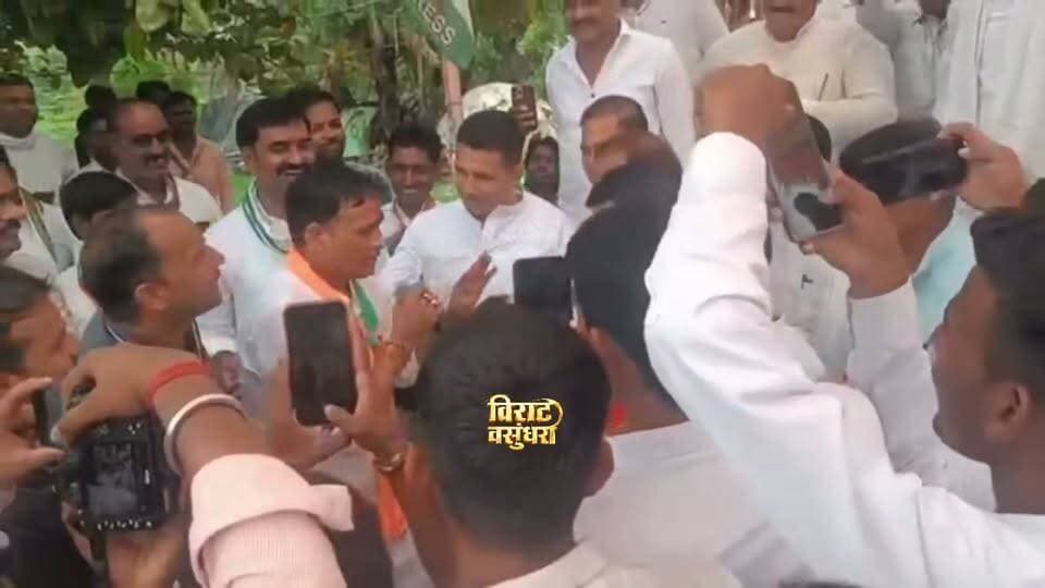 #Datiya: जीतू पटवारी की चुनावी सभा में पहुंचे भाजपा प्रत्याशी,ने कांग्रेस के मंच से मांगा वोट, देखने को मिला दिलचस्प नजारा,,
#viratvasundhara Rajendra Shukla
#DatiaByElection #DatiaNews #AshutoshTiwari #JituPatwari #Congress #BJP #Datia #MadhyaPradesh #Election2026 #PoliticalNews #ViralVideo #DatiaVidhansabha #BreakingNews #MPPolitics