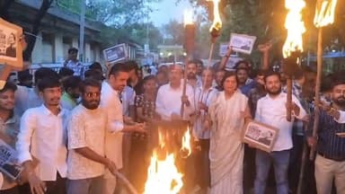 सोनम वांगचुक के समर्थन में
मशाल रैली निकाली गई
रैली में धर्मेंद्र प्रधान इस्तीफा दो के नारे लगे
#satna #satnanews #chitrakootexpress