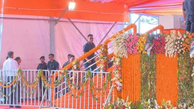 बाराबंकी पंहुचा बाबा का उड़नखटोला, महादेवा की धरती पर सीएम योगी का आगमन, करोड़ो की परियोजनाओं की देंगे सौगात....लोधेश्वर महादेवा में करेंगे दर्शन पूजन..... #yogi #barabanki #barabankicity #mahadeva #yogiadityanathgovernment