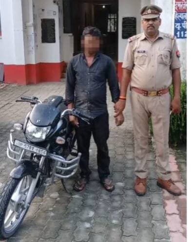 थाना जटहां बाजार पुलिस द्वारा 20 किग्रा पशु का मांस व परिवहन में प्रयुक्त एक मोटरसाइकिल के साथ 01 नफर अभियुक्त को किया गया गिरफ्तार- #UPPolice https://t.co/w63UV0Kiky