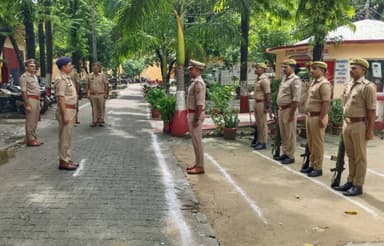 क्षेत्राधिकारी कसया श्री अजय कुमार सिंह द्वारा थाना अहिरौली बाजार का किया गया आकस्मिक निरीक्षण, दिये गये आवश्यक निर्देश- #UPPolice https://t.co/AMoQUIPwjB