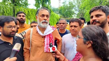 योगेंद्र यादव से खास बातचीत, जंतर मंतर Live Update.
#cockroachjantaparty #jantarmantar #mulaqaat #sonamwangchuk #yogendrayadav
