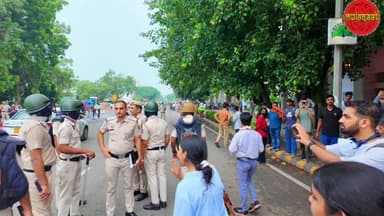 प्रदर्शन कारियो ने दिल्ली पुलिस पर लगाए आरोप...
#cjpprotest #mulaqaat #cockroachjantaparty #jantarmantar #sonamwangchuk