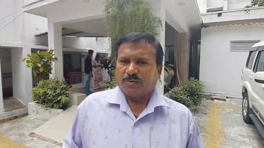हदबंदी प्रकरण में किसान ने पूर्व पाली SDM पर रुपये लेने का लगाया आरोप, CM सहित अधिकारियों से की जांच की मांग,SDM निशांत पर हदबंदी की पुष्टि कराने के नाम पर ₹20 हजार लेने का आरोप लगाया है।
#gnmedia #police #CrimeAlert #UPNews #upnewstoday #upnewsupdates #lalitpur #जिला94 #SDM