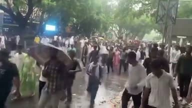 जंतर-मंतर दिल्ली
युवाओं में बढ़ी आक्रोश।
#Bharatcrimelivenews
#JantarMantar #jantarmantarrally #CJP #students
#delhi #protest #neetexam #neetug #NEET #StudentSupport #studentlife #SansadGherao