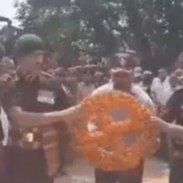 महेंद्रगढ़ के जवान का सैन्य सम्मान के साथ अंतिम संस्कारः ड्यूटी के दौरान पैर फिसलने से हुए थे घायल; 3 बच्चों के पिता थे
#foji #army #viralnews #livenews24