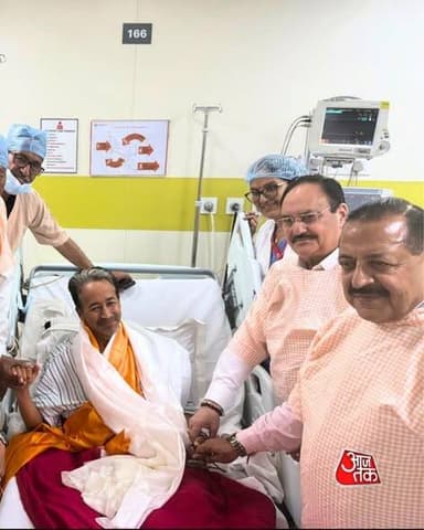 सामाजिक कार्यकर्ता सोनम वांगचुक ने केंद्रीय मंत्री जेपी नड्डा और जितेंद्र सिंह के साथ मुलाकात के बाद अपना अनशन तोड़ दिया है. सोनम वांगचुक सीजेपी के नेतृत्व वाले विरोध प्रदर्शन के समर्थन में 28 जून से अनशन पर थे.