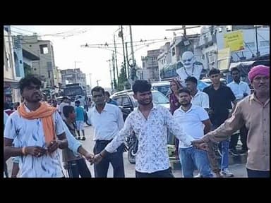 देखिए जब बीना के गांधी चौराहा पर सेकड़ों लोग हुए जमा..#btvn