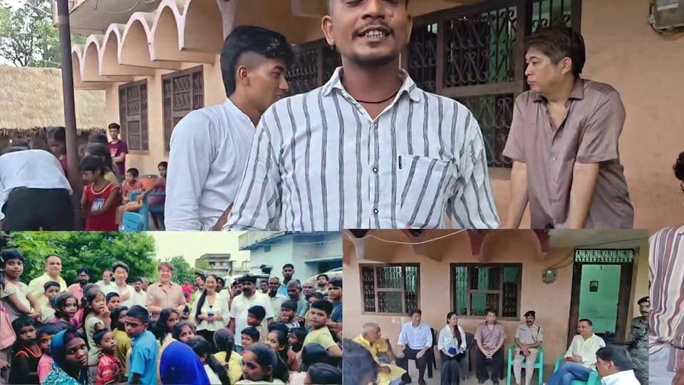 जापानी एनपीओ के सहयोग से चंदनिया में खुलेगा एआई व कंप्यूटर शिक्षा केंद्र, महिला सशक्तिकरण पर रहेगा विशेष फोकस
संग्रामपुर प्रखंड के चंदनिया गांव में जल्द ही जापानी एनपीओ के सहयोग से आधुनिक शिक्षा एवं महिला सशक्तिकरण को बढ़ावा देने वाली महत्वाकांक्षी परियोजना शुरू होगी। गुरुवार को गैर-प्रवासी भारतीय अमिताभ सिंह, विनय कुमार सिंह के नेतृत्व में जापान के एनपीओ रियल वर्ल्ड के छह सदस्यीय प्रतिनिधिमंडल ने गांव का दौरा कर प्रस्तावित विद्यालय के लिए भूमि का निरीक्षण किया तथा ग्रामीणों के साथ बैठक कर परियोजना की विस्तृत जानकारी साझा की।प्रतिनिधिमंडल ने बताया कि "तेरा कोया मीराई" परियोजना के तहत गांव में एक आधुनिक विद्यालय का निर्माण कराया जाएगा। यहां 5 से 20 वर्ष तक के बच्चों को कृत्रिम बुद्धिमत्ता (एआई), कंप्यूटर शिक्षा और आधुनिक तकनीकी ज्ञान के साथ गुणवत्तापूर्ण शिक्षा उपलब्ध कराई जाएगी। विद्यालय में अध्ययन सामग्री, आवश्यक संसाधन तथा प्रशिक्षित शिक्षकों की व्यवस्था भी की जाएगी। इसके साथ ही बच्चों में सामाजिक जागरूकता, नेतृत्व क्षमता और सामुदायिक सहभागिता विकसित करने पर भी विशेष जोर दिया जाएगा।जापान से आए प्रतिनिधिमंडल में आया मियाओशी, केइची तादा, योसुके मोरोता सहित छह सदस्य शामिल थे। टीम ने क्षेत्र के विभिन्न स्थलों का भ्रमण कर विद्यालय निर्माण के लिए उपयुक्त भूमि का चयन किया और ग्रामीणों के सुझाव भी सुने।गांव में इस अंतरराष्ट्रीय परियोजना के आगमन से लोगों में उत्साह का माहौल है। ग्रामीणों और जनप्रतिनिधियों ने प्रतिनिधिमंडल का गर्मजोशी से स्वागत करते हुए विद्यालय निर्माण और परियोजना को सफल बनाने में हरसंभव सहयोग का भरोसा दिलाया। बैठक में ग्रामीण विपिन बिहारी सिंह, राहुल गौतम, उदय सिंह, सरोजनी देवी, सीमा कुमारी, खुशबू देवी सहित बड़ी संख्या में ग्रामीण, स्थानीय जनप्रतिनिधि एवं गणमान्य लोग उपस्थित रहे।
.
.#न्यू वीडियो देखने के लिए फॉलो लाइक कमेंट शेयरकरें
#बिहारसरकार
#NewsUpdate
#viralchallenge
#japan #ngo
#IndiaNews
#allfollowers
#fightagainstcoronavirus
#fb #viralpost
#vlog #trendingvideo
#today @highlight Part 1