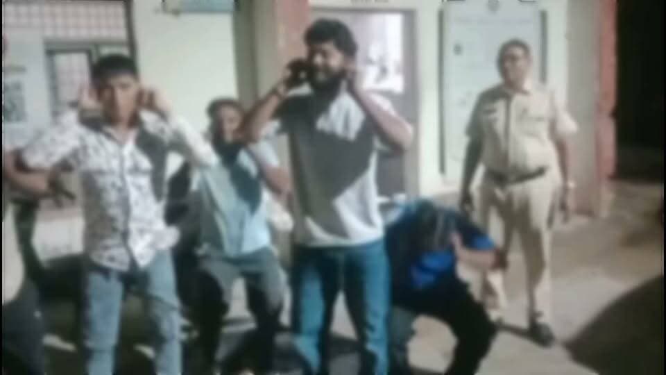 रोहतक मे सार्वजनिक स्थान पर शराब पीने वालों का हाल,पुलिस करेगी कार्यवाही #rohtakmdu #rohtakpolice