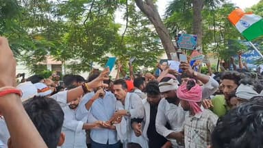 गाज़ीपुर पीजी कॉलेज गेट के सामने छात्रों का धरना प्रदर्शन #GhazipurNews #bharatnews61