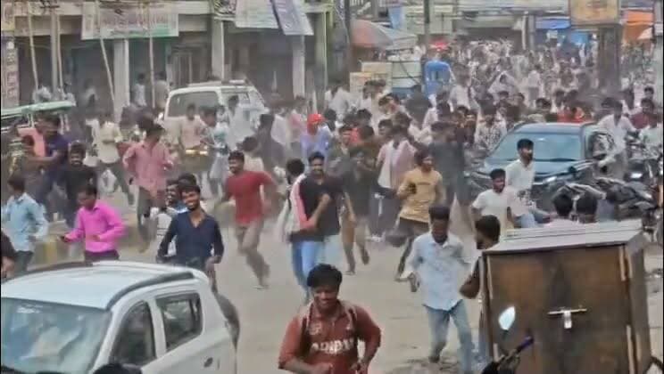 छात्राओं की मांगें पूरी होने पर रफीगंज में रविवार व सोमवार का धरना-प्रदर्शन स्थगित
#रफीगंज #रफीगंज_के_खबरें #RafiganjNewsChannel #RafiganjNews #NEET_Paper