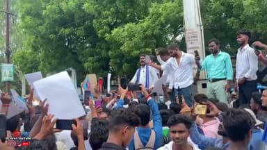 शांतिपूर्ण तरीक़े से आन्दोलन Bhagat Singh chowk par निकाला gaya #Nawadanews #biharnews #viral