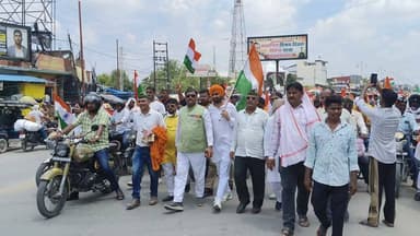 कारगिल विजय दिवस के अवसर पर मुगलसराय में धूमधाम से निकली तिरंगा यात्रा #chandauli #news #viralreelsfacebook