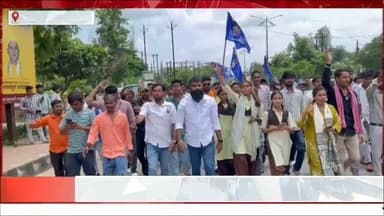 छात्रों के समर्थन में सड़क पर उतरी आजाद समाज पार्टी, राष्ट्रपति के नाम सौंपा ज्ञापन...! #news #breakfast #tikamgarh #breakingnews #asp