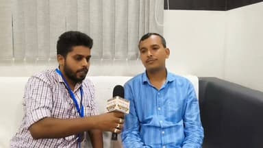 छात्रों के हक में गरजे टूना शर्मा और RYA; केंद्र सरकार से पूछे तीखे सवाल!गिरफ्तारी का विरोध: केंद्र सरकार द्वारा अरेस्ट किए गए निर्दोष लोगों को तुरंत रिहा करने की मांग।नई शिक्षा नीति: देश के युवाओं के भविष्य के लिए एक छात्र-हितैषी नई शिक्षा नीति बनाने की अपील।मुआवजे की मांग: आत्महत्या करने वाले छात्रों के पीड़ित परिवारों को ₹1 करोड़ की आर्थिक मुआवजा राशि दी जाए।बर्बरता पर कार्रवाई: दिल्ली में महिलाओं और छात्रों पर हुई पुलिसिया बर्बरता के दोषियों पर तुरंत एक्शन हो।हैशटैग्स: #JusticeForStudents #RYAProtest #TunaSharma #EducationReform #stopbrutality Public ki Awaz Public Ki Awaz - News