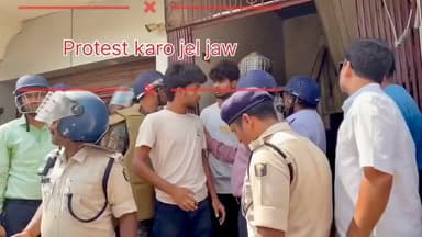 पुलिस पर पथराव के बाद मची अफरा-तफरी! देखिए मौके का पूरा वीडियो
#highlight
#Police #StonePelting #LawAndOrder #BreakingNews #ViralVideo #BiharNews #PoliceAction #NewsUpdate #TrendingNow #PublicSafety #IndiaNews #FacebookViral