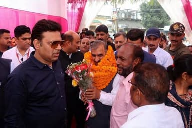 जिला कांगड़ा के नगरोटा बगवां में आयोजित बाल मेले में मुख्यमंत्री सुखविंदर सिंह सुक्खू ने की सहभागिता
उन्होंने दिवंगत जी.एस. बाली जी को श्रद्धापूर्वक नमन किया।
इस अवसर पर-
• नगरोटा बगवां में 8.56 करोड़ रुपये की लागत से बनने वाले मॉडल पुलिस स्टेशन एवं पुलिस आवास
• 9.62 करोड़ रुपये की लागत से बनने वाले ओल्ड एज होम
• 8.65 करोड़ रुपये की लागत से बनने वाले ऑडिटोरियम की रखी आधारशिला
