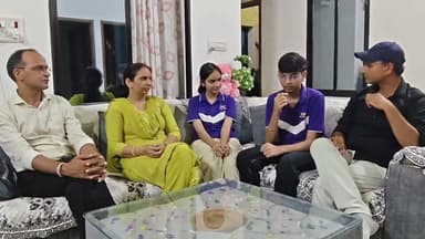 4 महीने बीमार रहने के बाद भी बेहतर रिजल्ट दिया डेविश बराला ने पूरे परिवार में pcp को दिया धन्यवाद
#pcp #neetexam #results #sikar #StudentSuccess Prince Education Hub SIKAR RV Rajasthan