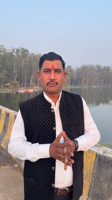 हृदय से निकले शब्द 🙏🏻✍️🌧️
#farmer #weather #village #kisan #trendingreels