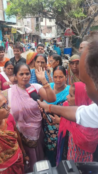 Prem Nagar Mein Hua Pani Ki dikkat Janata ne apni Awaaz uthai
#reelsinstagram #vsnews48delhi #delhinews #trending #protest