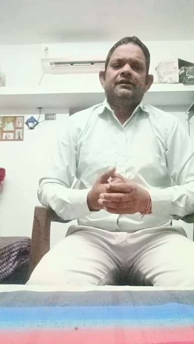 आदिवासी दिवस को आदिवासी शांतिपूर्वक अपने घर गली मोहल्ले में ब्लॉक स्तर पर जिला स्तर पर आयोजित कार्यक्रमों में हिस्सा लेकर के शांतिपूर्वक मानाए , सोशल जितने भी ग्रुप राइडर और यह जितने ग्रुप बने हुए हैं उनके माध्यम से रैलियां आयोजित करके युवा जनरेशन को खराब करने का काम कोई भी ना करें तो बेहतर होगा, तभी आदिवासी दिवस का सार्थक परिणाम मिलेगा - समाज सेवी दिनेश चंद्र अहारी ✍️