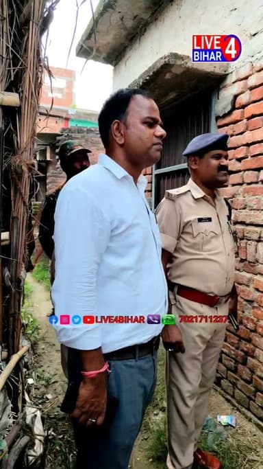 न्यायालय के आदेश पर घर का सारा सामान जब्त कर थाने ले गई पुलिस
पूरी खबर कॉमेंट बॉक्स में...
#SitamarhiNews #BelsandPolice #BiharPolice #ActionOnCriminals #KurkiJabti #LawAndOrder #BreakingNews #belsand #Live4Bihar #SitamarhiPolice #BiharNews #Chandauli