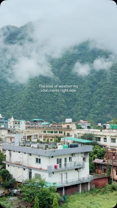 The kind of weather my
soul craves right now ❤️
.
.
#weather #monsoon