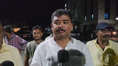 पूर्णिया नगर निगम वार्ड संख्या 24 की वार्ड पार्षद राखी देवी जी एवं समाजसेवी अमरेंद्र कुशवाहा जी के सुपुत्र शुभम कुशवाहा एवं शुभम के मामा सागर मेहता के ऊपर नेवलाल चौक के समीप अज्ञात अपराधियों द्वारा की गई गो.लीबारी की घ.टना अत्यंत निंदनीय एवं दुर्भाग्यपूर्ण है।