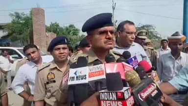 कासगंज-सिंकन्दरपुर थाना क्षेत्र में महिला का शव मिलने के मामले में पुलिस कप्तान ने दी जानकारी।