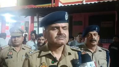 कासगंज-दिनदहाडे डकैती का प्रयास, दो बदमाश पुलिस मुठभेड़ में घायल।
