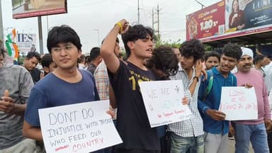किसानों के समर्थन में भोपाल की सड़कों पर Gen Z भी मैदान में उतर आए हैं। #किसान #किसानआंदोलन #भोपाल #GenZ #bhopal #farmerprotest #KisanAndolan