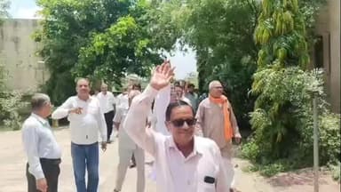वज़ीरपुर: वजीरपुर उपखंड कार्यालय में ईडब्ल्यूएस वर्ग को 10% राजनैतिक आरक्षण की मांग, स्वर्ण समाज ने एसडीएम को सौंपा ज्ञापन