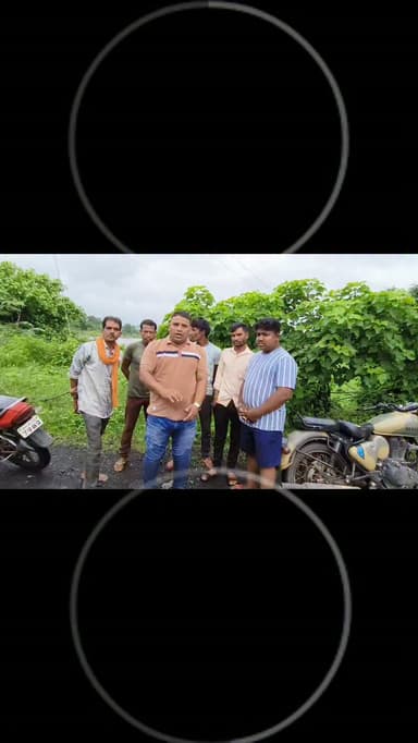 हर साल वही मुसीबत...
आखिर कब जागेगा प्रशासन?
दिया गांव के युवकों ने खोला वर्षों की परेशानी का दर्द। सुनिए
क्यों मांग रहे हैं स्थायी समाधान।