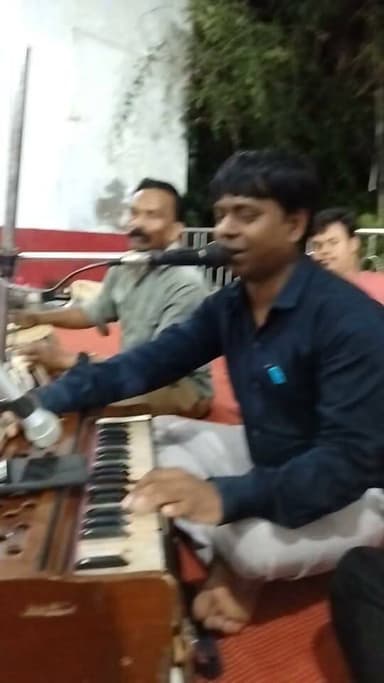 वो भारत देश है मेरा