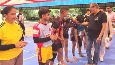 रिलायंस मैट सिटी। जिला स्तरीय। कब्बडी प्रतियोगिता। #relaince #metciti #jila #satriya #kabaddi