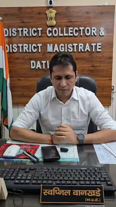 दतिया उपचुनाव को लेकर दतिया कलेक्टर ने दी जानकारी कितना रहा मतदान शांतिपूर्ण संपन्न हुआ मतदान #datiya #datiyachunsv