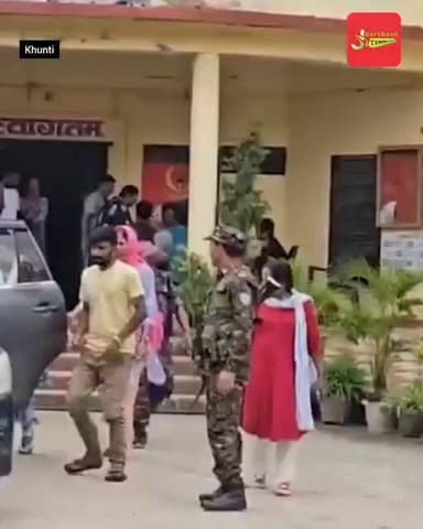 खूंटी में महिला थाना प्रभारी 50 हजार रिश्वत लेते गिरफ्तार !