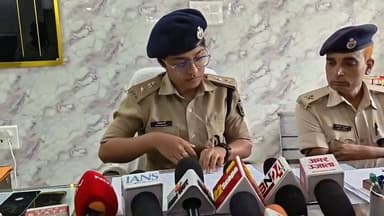 महिला ने अपने ब्वॉयफ्रेंड संग मिलकर पति को मार डा*ला।
#Bharatcrimelivenews