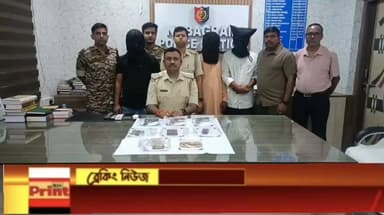 নবগ্রামে অস্ত্র-কার্তুজসহ গ্রেফতার ৩ পাচারকারী, উদ্ধার বিপুল কার্তুজ ও দেশীয় আগ্নেয়াস্ত্র।