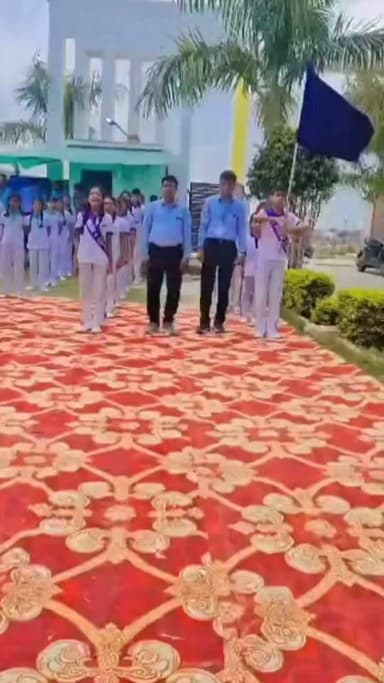 शंकरगढ़ स्थित जेनिथ मॉडल स्कूल में अलंकरण समारोह संपन्न, नव निर्वाचित छात्र परिषद ने ली शपथ।
#facebookreelsviral