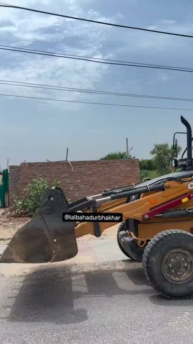 #Rajasthan_Police #IgpBikaner #RajasthanNews #RajasthanPolice #LetestUpdate #बीकानेर #श्रीगंगानकर #hanumangarhpolice #हनुमानगढ़ #लालबहादुरभाखर #pilibanga #पीलीबंगा
राजस्थान पुलिस की बड़ी कार्यवाही ,अपराधियों के अवैध अतिक्रमणों पर चला बुलडोजर