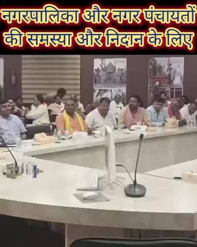 जल निगम की एसटीपी और पाइप लाइन योजना नगर की सड़कों को किया बदहाल