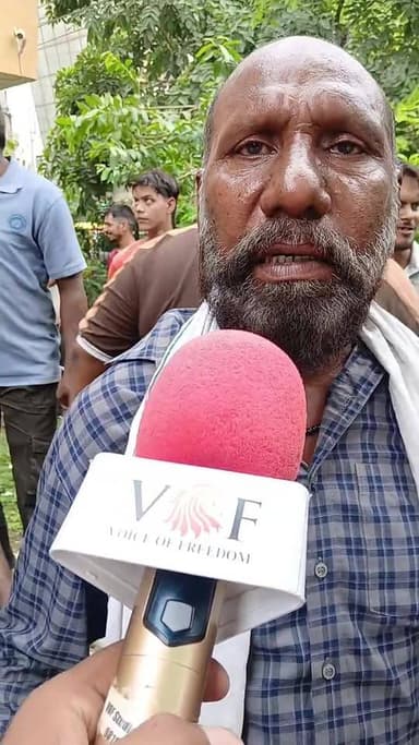 रामलीला की ज़मीन पर कब्जे का आरोप...
Pt. अमरनाथ हाई स्कूल के बाहर मचा हाई वोल्टेज बवाल!
#ACNagar
#LandDispute
#RamlilaGround
#RamlilaCommittee
#TempleLand
#SchoolDispute
#faridabad
#voiceoffaridabad
#voiceoffreedom