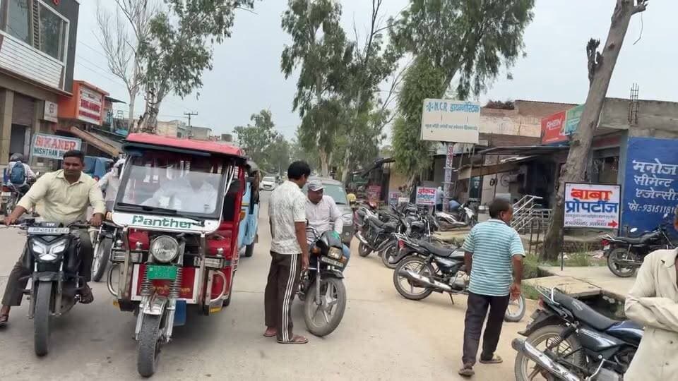 🚨 पलवल में प्लॉट विवाद पर बवाल! भंडारा नहीं, अपने हक की कमाई मांग रहे हैं खरीदार
Haryana Voice Palwal Bharatiya Janata Party (BJP) दीपक हटटी चेयरमैन Ram Singh Dalal Khem Singh Baghel Zila Chaupal BHIM ARMY Harbans Jakhad Zila Parsad पंडित रवि गांगोली BJP Rajasthan BJP West Bengal Deenu Jakhar Bhushan Kumar
#Palwal
#PalwalNews
#HaryanaNews
#PlotDispute
#PropertyDispute
#JusticeForBuyers
#BreakingNews
#HaryanaVoicePalwal
#NewsUpdate
#GroundReport