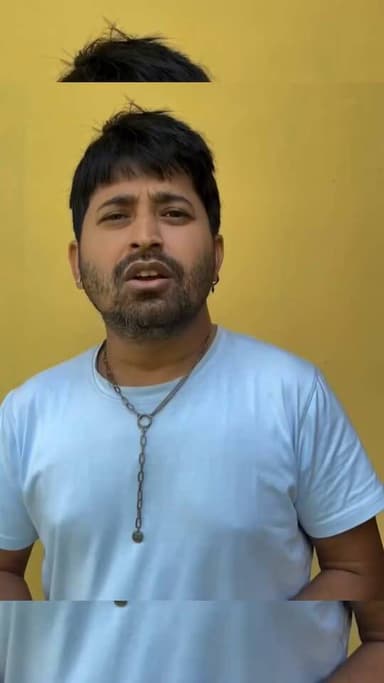 📌"অসম চৰকাৰে ইমান দেৰিকৈ সাহায্য দিবলৈ গৈছে হয় কিন্তু গুৱাহাটীখনত পোষ্টাৰ লগাই নিজৰহে প্ৰমোচন কৰিছে"
📌"আপোনালোকে যিমানবোৰ সাহায্য দিছে সকলোতে BJPৰ ষ্টিকাৰ"
📌"পোষ্টাৰ লগাওঁতে যিমান পইচা খৰছ হ'ল সেই পইচাৰে ২০ ঘৰমান মানুহক জীয়াই তুলিব পাৰিলেহেঁতেন"
📌"কেইদিনমান আগতে নিজেই নিয়ম উলিয়াইছিল যে চৰকাৰী দেৱাল আৰু খুঁটাত
পোষ্টাৰ লগালে জৰিমনা ভৰিব লাগিব"
📌"এতিয়া আপোনালোকে লগোৱা পোষ্টাৰৰ জৰিমনা কোনে ভৰিব"
📌পুনৰ চৰকাৰক উদ্দেশ্যি তীব্ৰ প্ৰশ্ন শিল্পী নিলোৎপল বৰাৰ