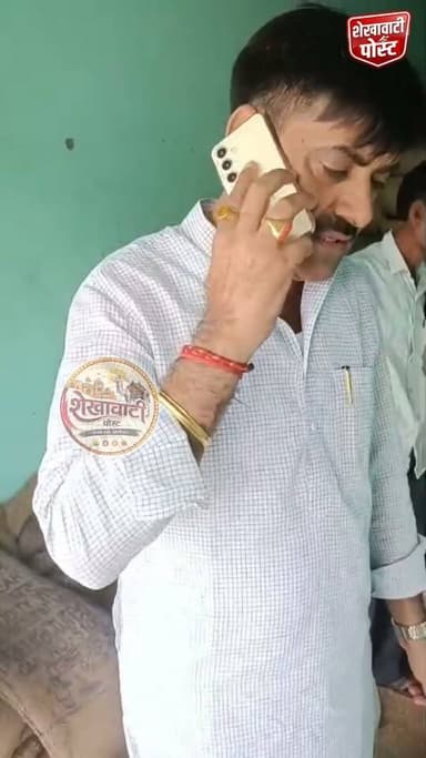 रामपुरा में कथित घटिया गेहूं वितरण को शिकायत पर रूकवाया, अचानक उचित मूल्य की दुकान पर पहुंचे पूर्व प्रधान दिनेश सुंडा
अधिकारियों को फोन पर कहा— यह गेहूं पशुओं के खाने लायक भी नहीं ।