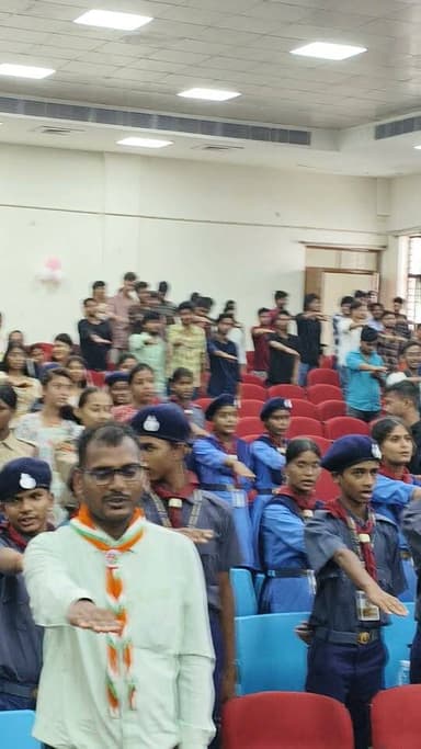 युवाओं को जागरूक।
इंजीनियरिंग कॉलेज में डीएम शेखर आनन्द ने छात्र छात्राओं को नशा मुक्त शपथ।
DM Sheikhpura Arvind Anand Sheikhpura Sach News
#नशा #मुक्ति #जागरूक