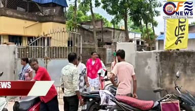শান্তিপুরে চরম অরা*/জ*/কতা! হাহাকার 'গরীবের সূর্য ট্রাস্টে', টানা হু*/ম*/কি ও ভা*/ঙ*/চু*/রের জেরে অফিসে তালা, সভাপতির ইস্তফা!
#আমারশহরেরদৈনিকসংবাদ #নদীয়া #শান্তিপুর #গরীবেরসূর্যট্রাস্ট #শান্তিপুরথানা #ব্রেকিংনিউজ